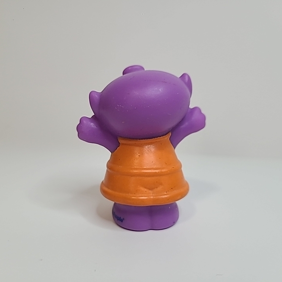 Fisher Price Little People Purple Martian Space Alien - Picture 2 of 2